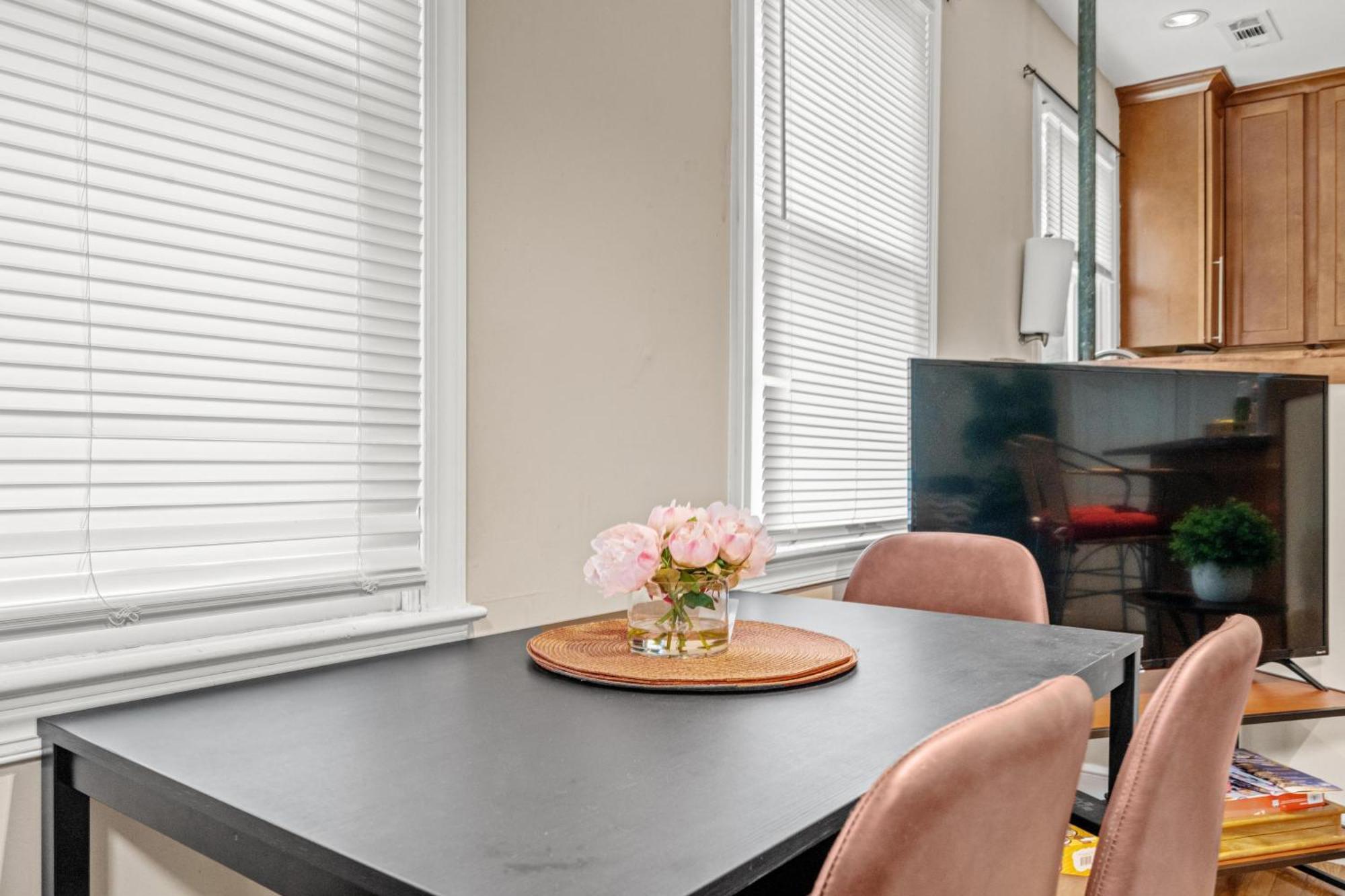 Willa 2 Bed Townhouse: Minutes From Dca-National Airport Alexandria Zewnętrze zdjęcie